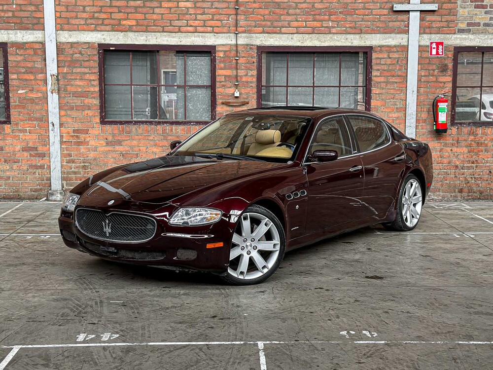 Maserati Quattroporte Sport GT 400pk 2006 Youngtimer