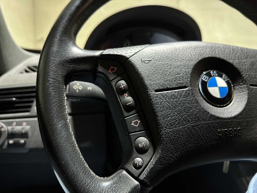 BMW X3 3.0i Executive 231hp 2004 (Automatic), 76-GTF-3
