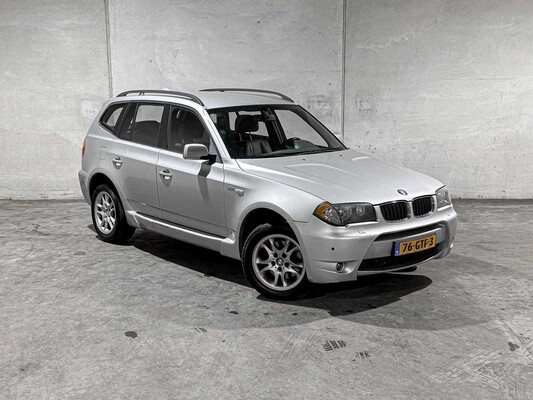 BMW X3 3.0i Executive 231pk 2004 (Automaat), 76-GTF-3