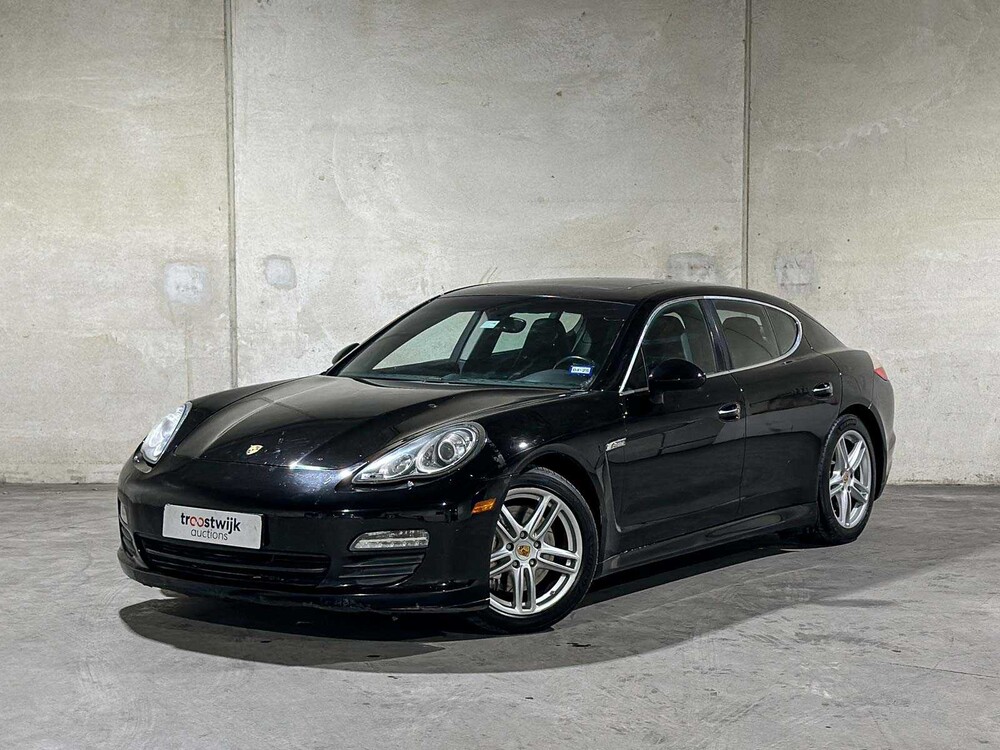 Porsche Panamera S 4.8 V8 405 PS 2011