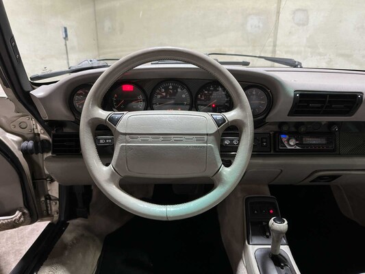 Porsche 911 Carrera 4 3,6 - Automatik - 250 PS 1990