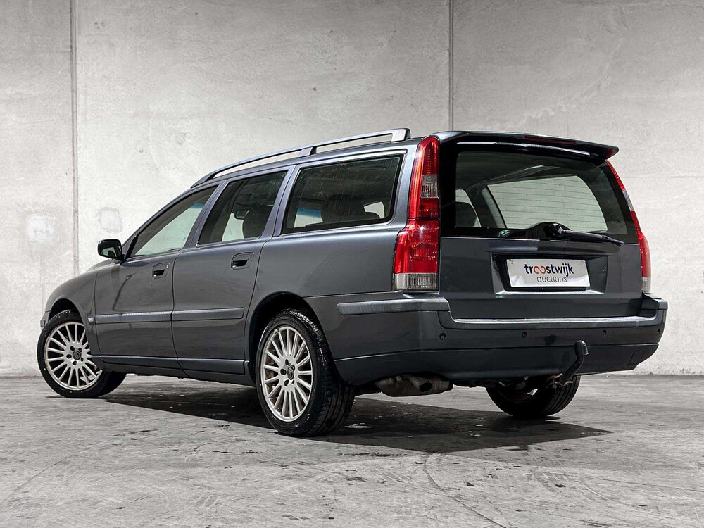 Volvo V70 2,4 D5 Geartronic Edition II 163 PS 2003, 82-KSR-8 Youngtimer
