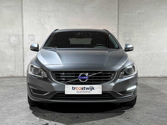 Volvo V60 2,4 D5 Doppelmotor Special Edition 163 PS 2015, NH-759-L