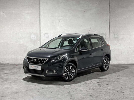 Peugeot 2008 1,2 PureTech Allure 110 PS 2018 (Original-NL), RL-527-Z