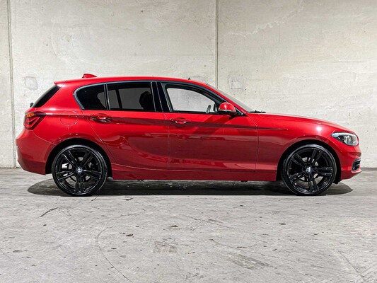 BMW 118i High Executive 1-serie 134pk 2018 (Origineel-NL), TT-509-J