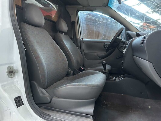 Opel Combo 1.7 DI City 65HP 2004, 20-BP-SP