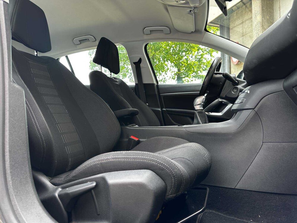 Peugeot 308 1.2 PureTech Active 110pk 2016, KD-319-F