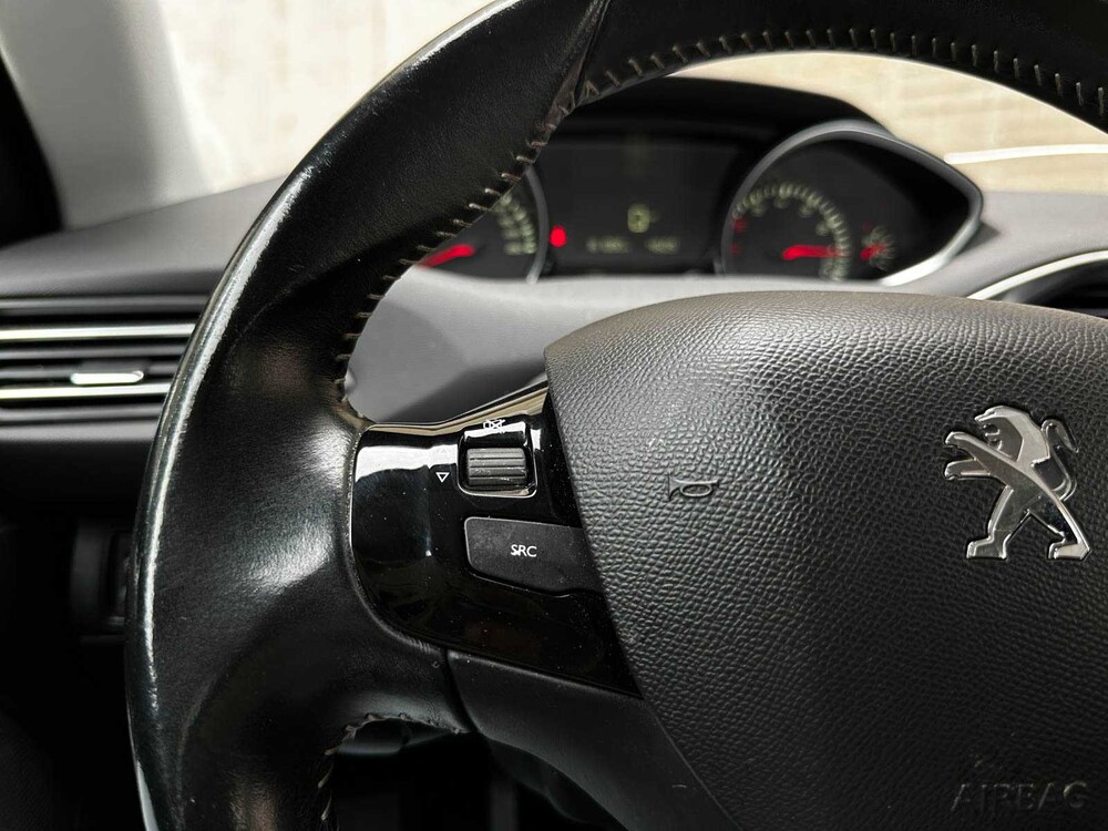 Peugeot 308 1.2 PureTech Active 110pk 2016, KD-319-F
