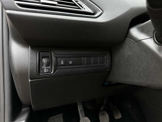 Peugeot 308 1.2 PureTech Active 110pk 2016, KD-319-F
