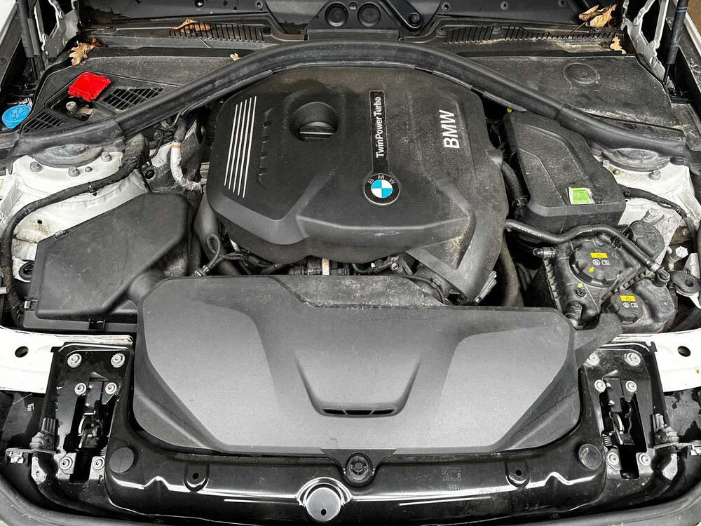 BMW 120i Edition M Sport Shadow High Executive 1-Serie 184 PS 2018 (Automatik), L-715-TZ