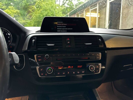 BMW 120i Edition M Sport Shadow High Executive 1-Serie 184 PS 2018 (Automatik), L-715-TZ