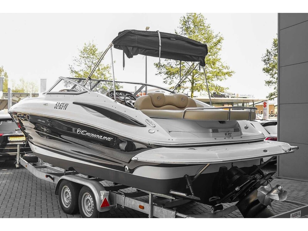 Crownline 266SC 2012 Speedboot (Mercruiser Motor 349,3PK) - (Trailer Harbeck BT3500M 62-WSJ-2)