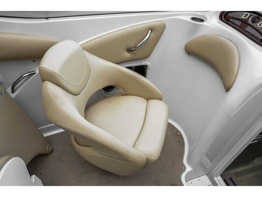Crownline 266SC 2012 Speedboot (Mercruiser Motor 349,3PK) - (Trailer Harbeck BT3500M 62-WSJ-2)