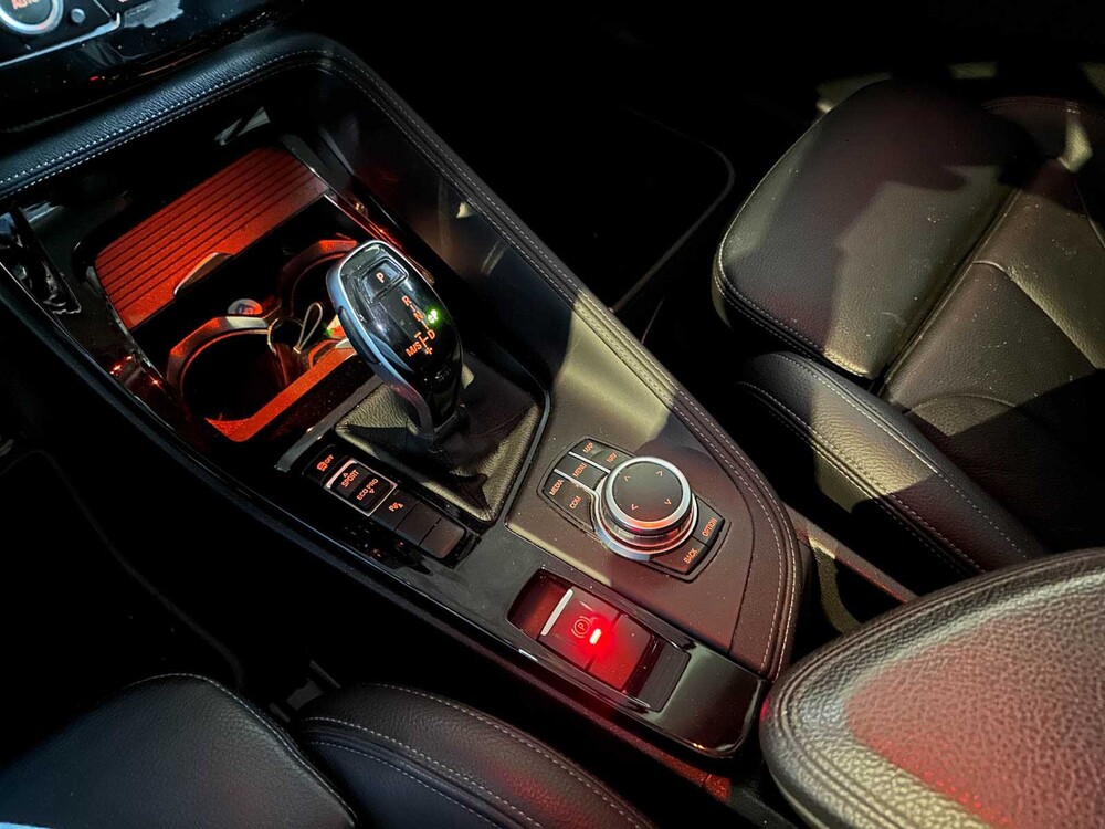 BMW X1 sDrive20i Business Edition Plus 178hp 2022 (Original-NL), P-914-LJ
