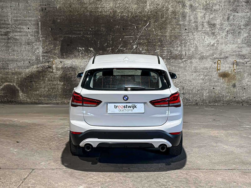 BMW X1 sDrive20i Business Edition Plus 178hp 2022 (Original-NL), P-914-LJ