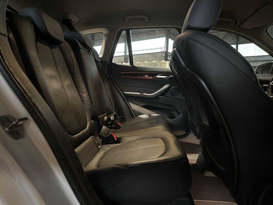 BMW X1 sDrive20i Business Edition Plus 178 PS 2022 (Original-NL), P-914-LJ