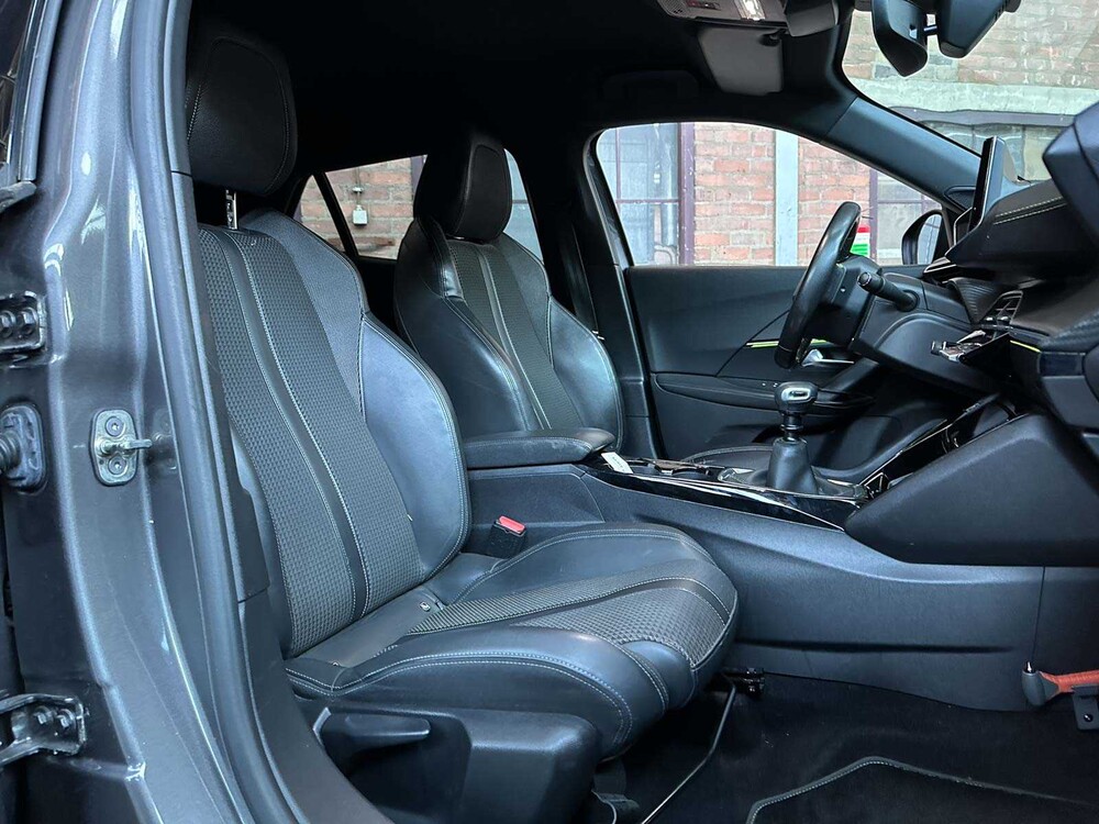 Peugeot 2008 1,2 PureTech GT-Line 131 PS 2020 (Original-NL + 1. Besitzer), H-379-PN