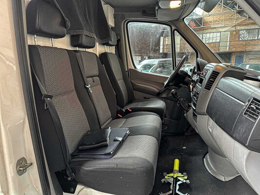 Volkswagen Crafter Camper 134 PS 2011 (Original-NL), H-493-HN