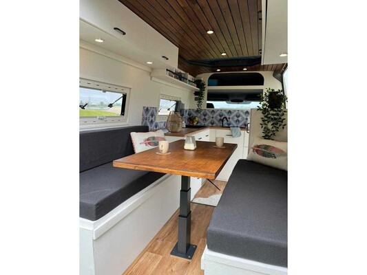 Volkswagen Crafter Camper 134 PS 2011 (Original-NL), H-493-HN
