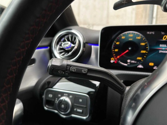 Mercedes-Benz A180 d Launch Edition Premium Plus 116pk 2019 A-Klasse, X-668-XH