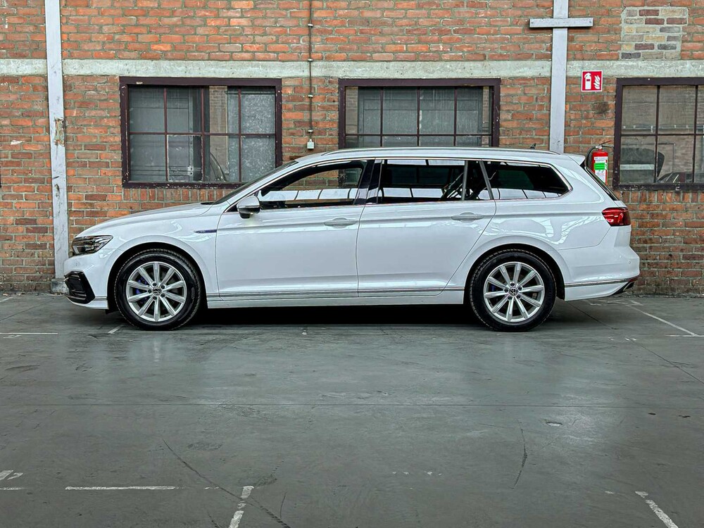 Volkswagen Passat Variant 1.4 TSI PHEV GTE Business 156hp 2021 (Original-NL+1st owner), K-814-XG