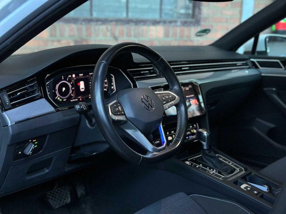Volkswagen Passat Variant 1.4 TSI PHEV GTE Business 156hp 2021 (Original-NL+1st owner), K-814-XG