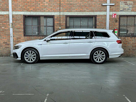 Volkswagen Passat Variant 1.4 TSI PHEV GTE Business 156hp 2021 (Original-NL+1st owner), K-814-XG