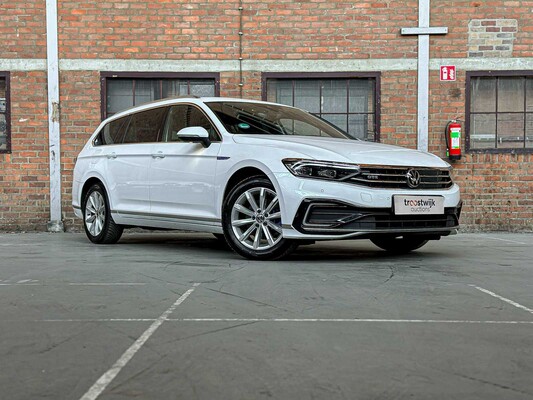 Volkswagen Passat Variant 1.4 TSI PHEV GTE Business 156hp 2021 (Original-NL+1st owner), K-814-XG