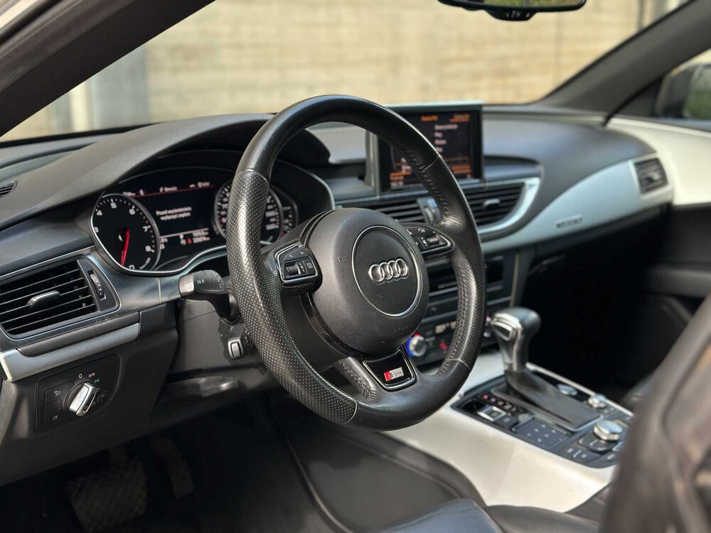 Audi A7 Sportback 2.8 V6 FSI quattro S edition 204hp 2014 (Original-NL), 2-XHH-08