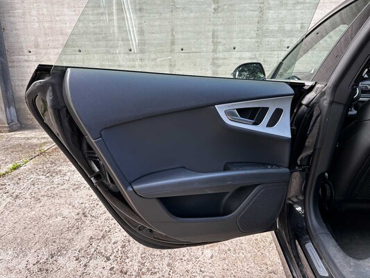 Audi A7 Sportback 2.8 V6 FSI quattro S edition 204hp 2014 (Original-NL), 2-XHH-08