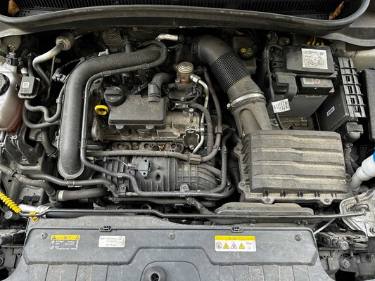 Volkswagen T-Cross 1.0 TSI Life 110 PS 2021 (Original-NL), N-490-HV