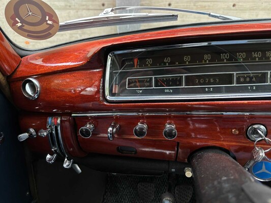 Mercedes-Benz 220 S 1957 (Origineel-NL), XP-68-37