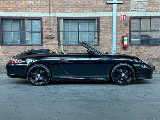 Porsche 911 Carrera Cabriolet 3.6 996 320pk 2004 HANDGESCHAKELD -Youngtimer-