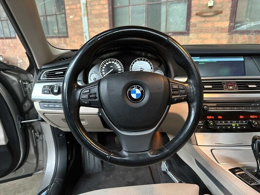 BMW 750i ActiveHybrid 4.4 V8 407pk 2010 7-serie, 02-PGJ-7 Youngtimer