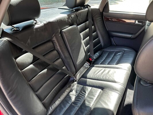 Audi S6 Limousine 4.2 V8 quattro C4 290pk 1996, 94-PGP-6