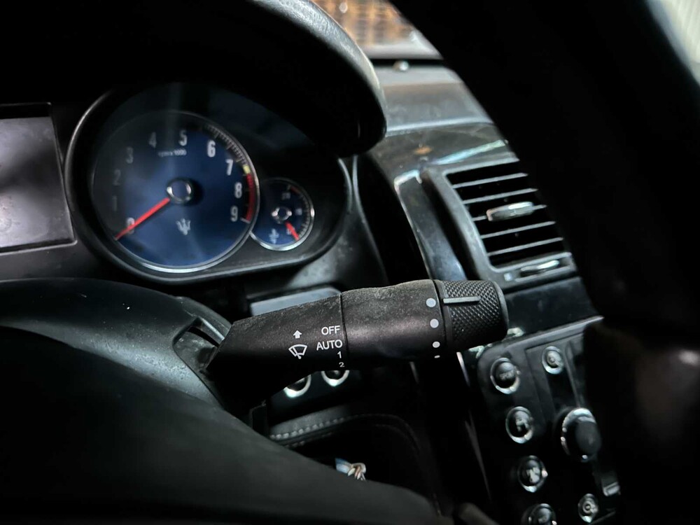 Maserati Quattroporte 4.2 V8 440pk 2009 Facelift Youngtimer