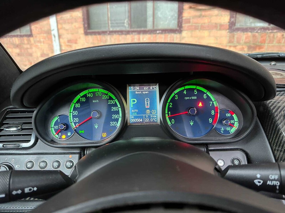Maserati Quattroporte 4,2 V8 Sport GT 401 PS ZF 2007 -Youngtimer-