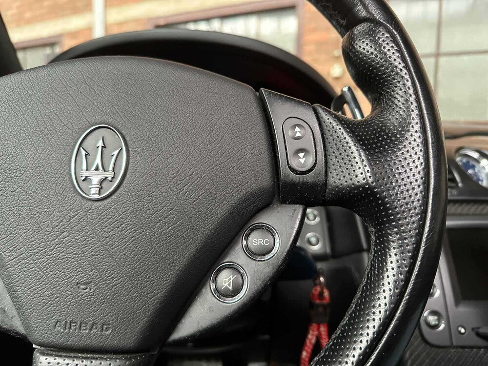 Maserati Quattroporte 4,2 V8 Sport GT 401 PS ZF 2007 -Youngtimer-