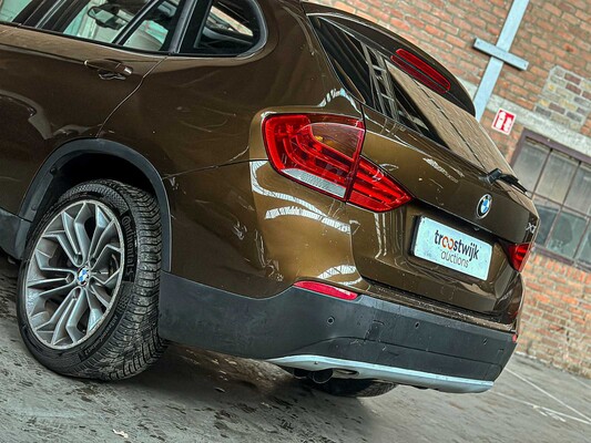 BMW X1 xDrive28i Executive 258pk 2009, 51-NVZ-9