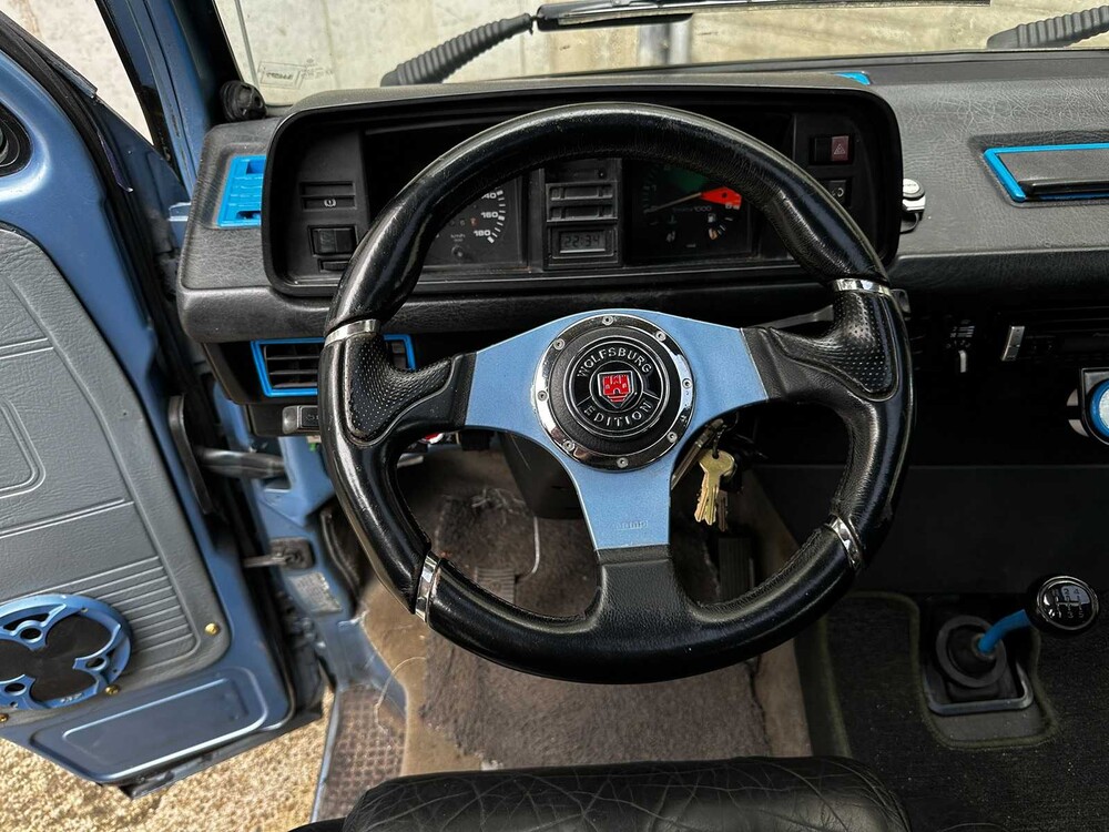 Volkswagen CARAVELLE (2.0L Motor Golf GTI) 7-Persoons 1986 Camper, 61-HRD-9