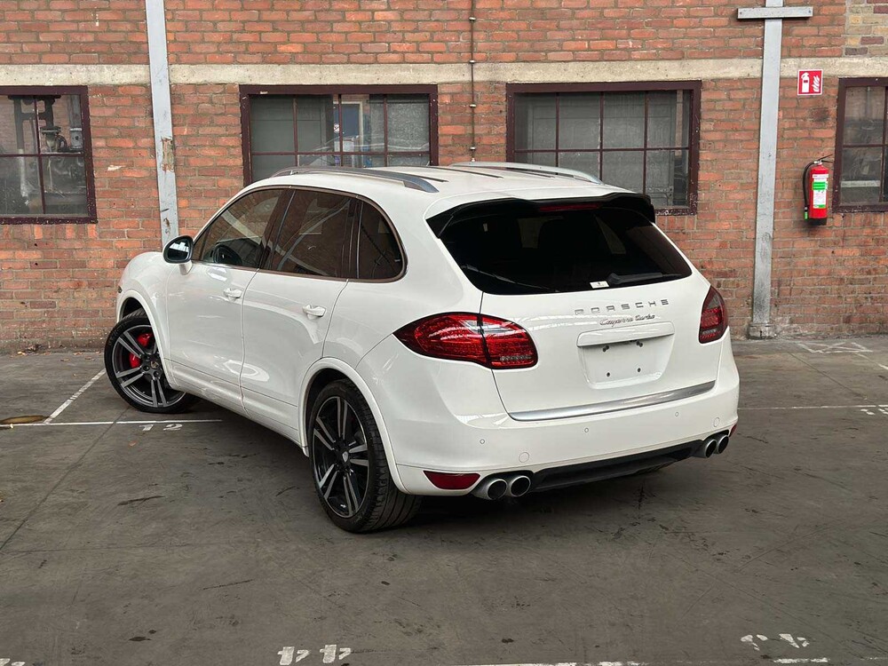Porsche Cayenne Turbo 4.8 V8 500PK 2010 38.000KM!
