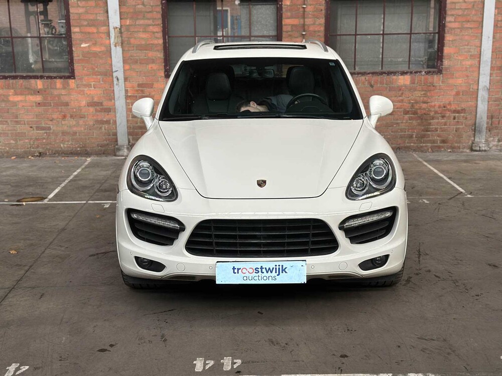 Porsche Cayenne Turbo 4.8 V8 500PK 2010 38.000KM!