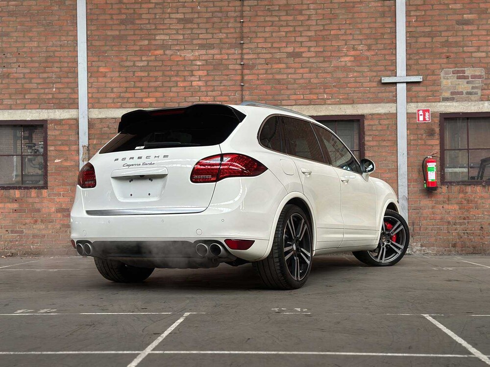 Porsche Cayenne Turbo 4.8 V8 500PK 2010 38.000KM!