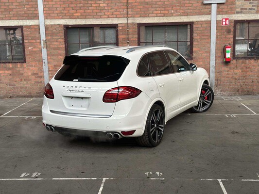 Porsche Cayenne Turbo 4.8 V8 500PK 2010 38.000KM!