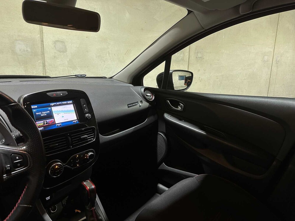 Renault Clio 1.6 R.S. Trophy 220pk 2016, K-787-PD