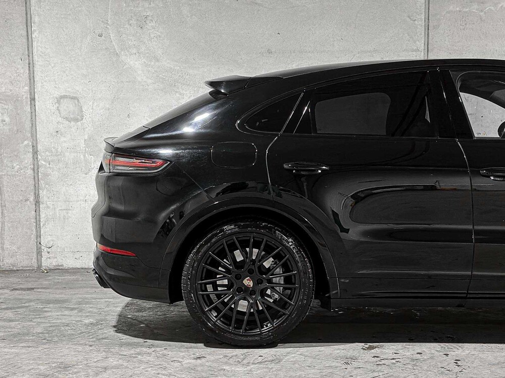 Porsche Cayenne Coupe Turbo 4,0 V8 549 PS 2019, J-757-HF