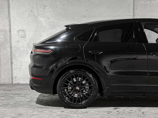 Porsche Cayenne Coupe Turbo 4,0 V8 549 PS 2019, J-757-HF