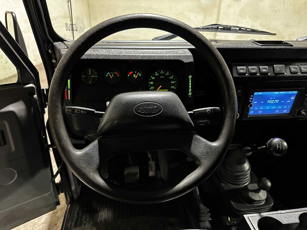 Land Rover Defender 2.5 TS5 110 SW S 122 PS 2003, JRZ-71-L Youngtimer