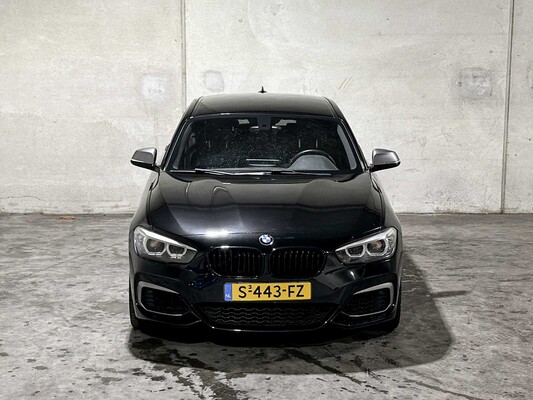 BMW M140i Executive 3.0 340pk 2019 1-serie F20 Special Edition, S-443-FZ