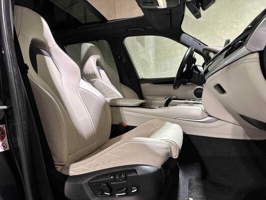 BMW X5M 4.4 V8 M-Sport F85 576hp 2015, JPV-47-K